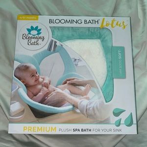 Blooming Lotus baby bath
